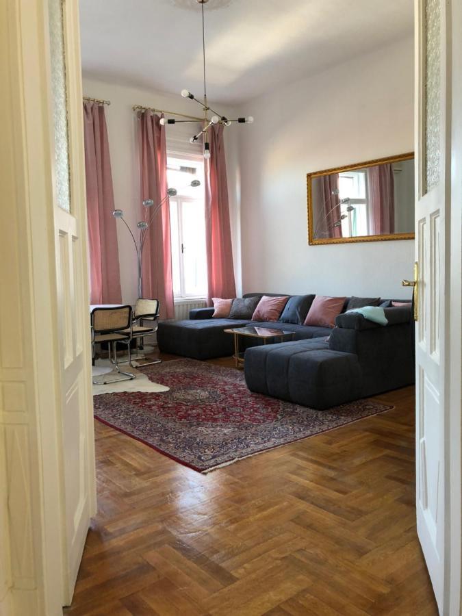 Allomas Apartman Budapest Luaran gambar